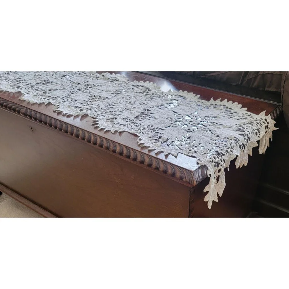 Vintage Handmade Cotton Needle Lace Table Runner